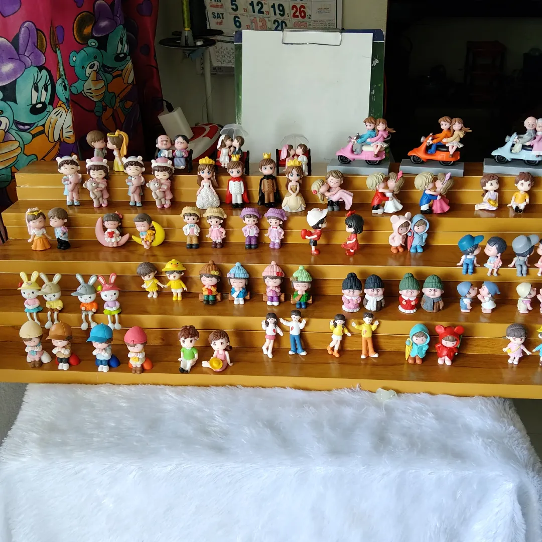 couple miniature toys at GiftPocket